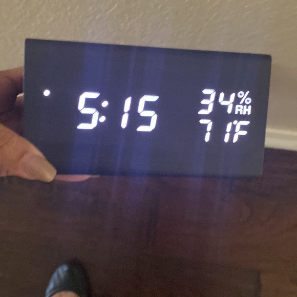 Digital alarm clock black wood green light new - Picture 7 of 7